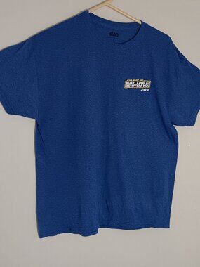 Star wars day 2018 millennium falcon 12 parcels Tshirt mens large blue Disney